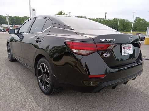 Used 2025 Nissan Sentra SV w/ Trunk Package FWD image 5