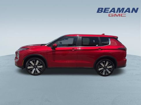 Used 2025 Mitsubishi Outlander SE AWD/4WD image 4