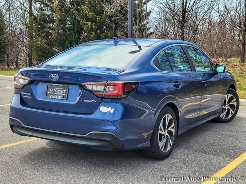 Used 2020 Subaru Legacy Premium image 7