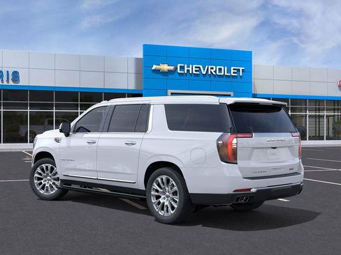 New 2026 GMC Yukon XL Denali image 3