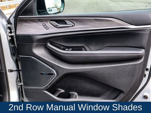 Used 2022 Jeep Grand Cherokee L Overland w/ Advanced Protech Group III image 39