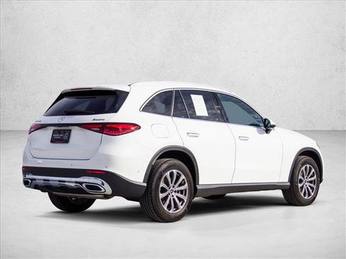 Certified 2026 Mercedes-Benz GLC 300 4MATIC image 5
