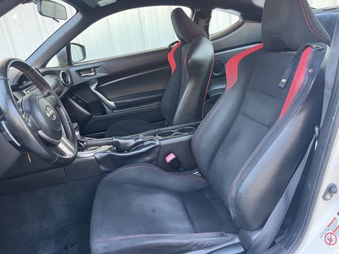 Used 2013 Scion FR-S 10 Series image 14
