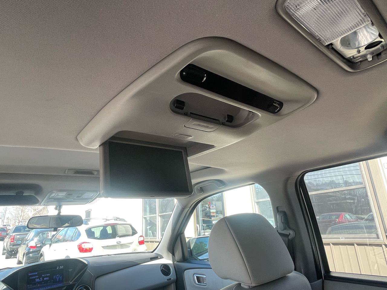 Used 2015 Honda Pilot SE image 12