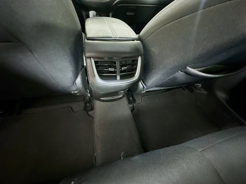 Used 2024 Chevrolet Malibu LT image 31