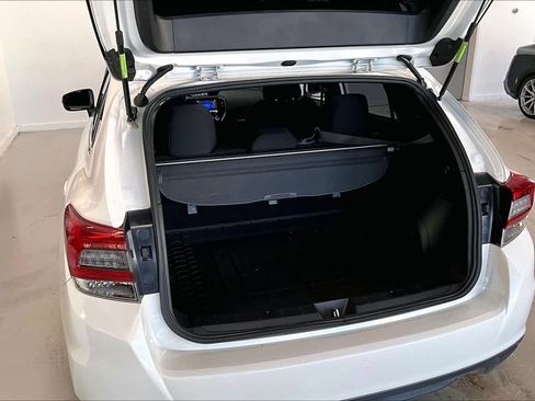 Used 2023 Subaru Impreza 2.0i Sport image 16