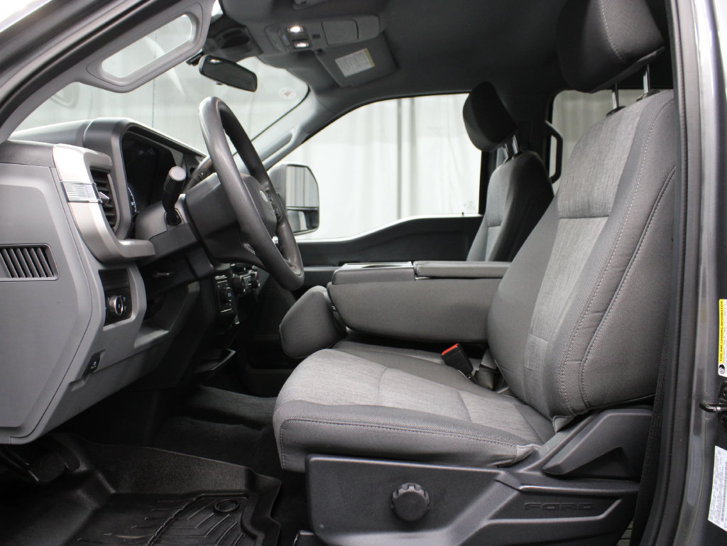 Used 2023 Ford F250 XL w/ STX Appearance Package AWD/4WD image 16
