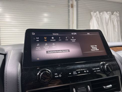 Used 2023 Nissan Armada SL w/ Captain's Chairs Package image 38