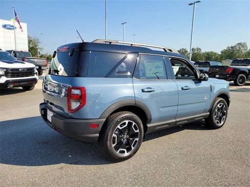 New 2024 Ford Bronco Sport Outer Banks w/ Tech Package image 11