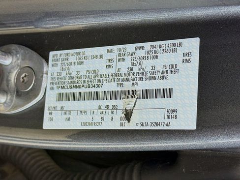 Used 2023 Ford Escape ST-Line w/ Tech Pack #1 AWD/4WD image 39