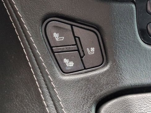 Used 2018 Chevrolet Tahoe Premier RWD image 20