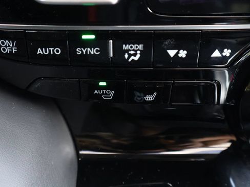 Used 2025 Acura MDX FWD w/ Technology Package image 21