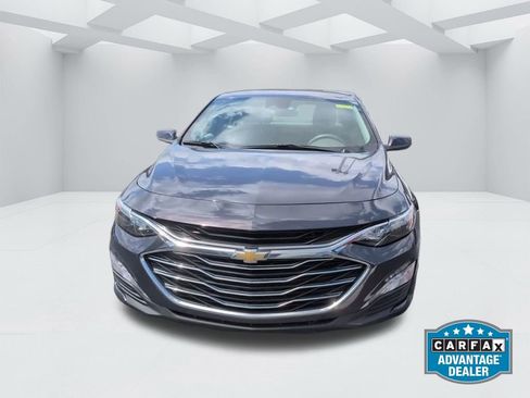 Used 2025 Chevrolet Malibu LT FWD image 3