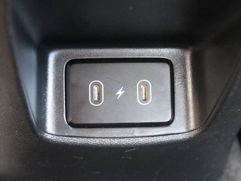 Used 2024 Hyundai Elantra SEL FWD image 27