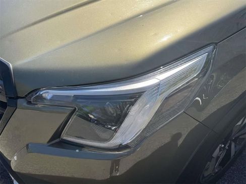 Used 2022 Subaru Forester Touring image 7