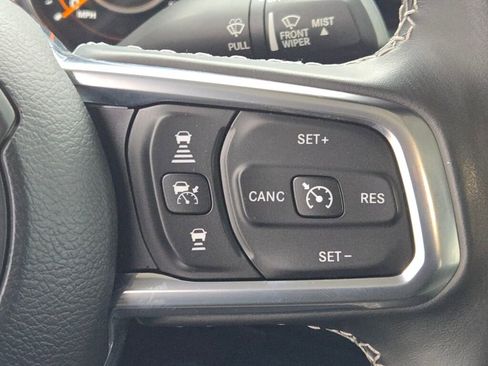 Used 2020 Jeep Gladiator Overland image 31