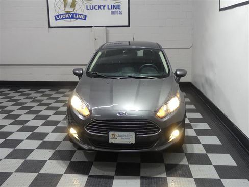 Used 2019 Ford Fiesta SE w/ Equipment Group 201A image 3