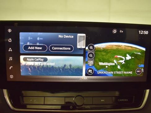 Used 2024 Nissan Altima 2.5 SR w/ SR Premium Package FWD image 20