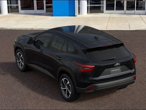 New 2026 Chevrolet Trax LT FWD image 3