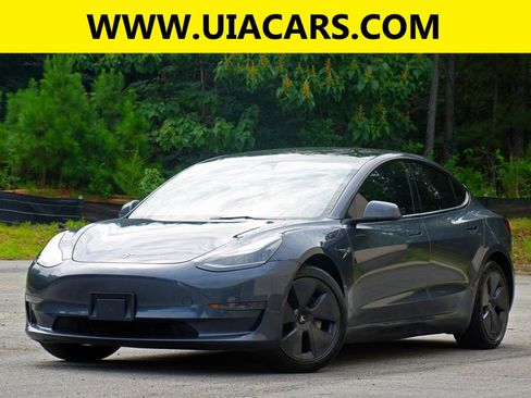 Used 2023 Tesla Model 3 Standard Range RWD image 1