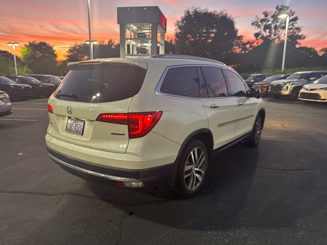 Used 2016 Honda Pilot Touring image 4