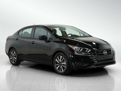 Used 2024 Nissan Versa S w/ S Plus Package image 7