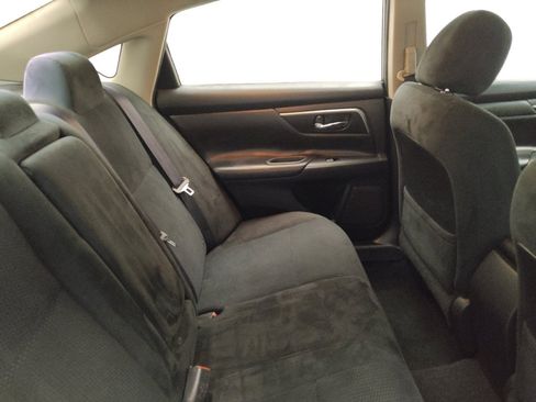 Used 2015 Nissan Altima 2.5 S w/ Power Driver Seat Package image 19