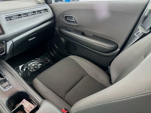 Used 2021 Honda HR-V EX image 30