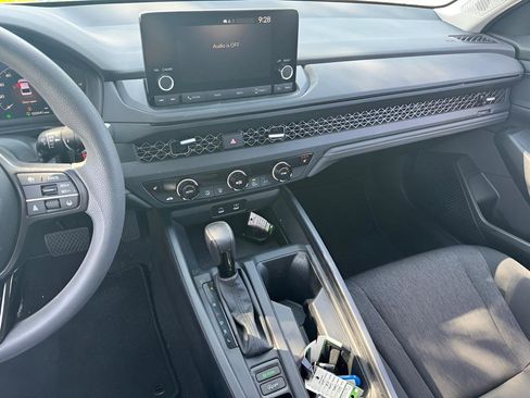 Used 2023 Honda Accord EX image 26