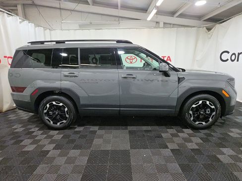 Used 2025 Hyundai Santa Fe SEL image 11