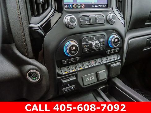 Used 2020 GMC Sierra 1500 AT4 w/ AT4 Premium Package AWD/4WD image 37