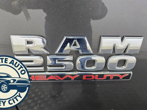 Used 2018 RAM 2500 Tradesman w/ Snow Chief Group image 22