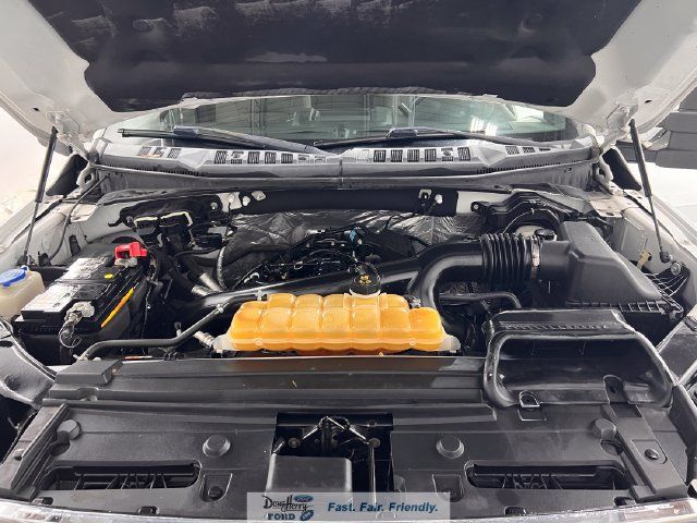 Used 2016 Ford F150 XLT AWD/4WD image 22