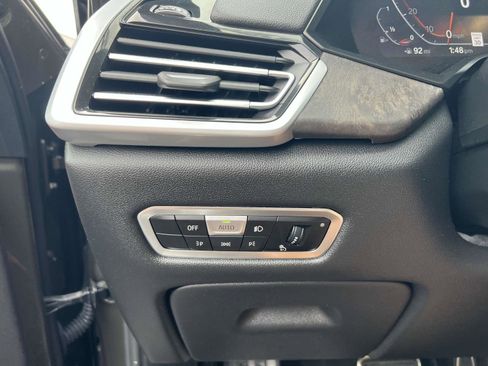 Used 2022 BMW X5 xDrive40i w/ M Sport Package image 22