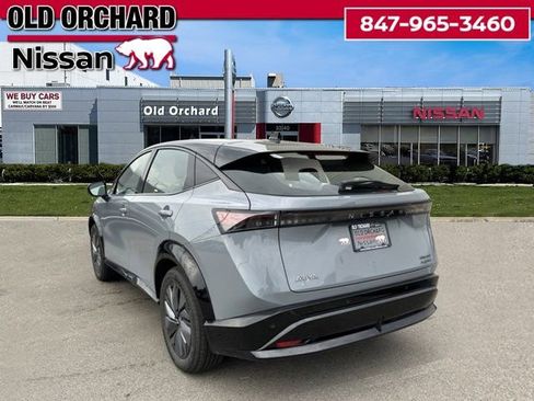 Used 2023 Nissan Ariya AWD image 7
