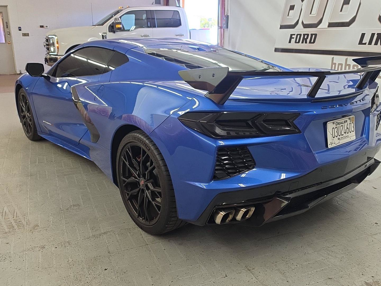 Used 2023 Chevrolet Corvette Stingray Preferred Cpe w/ Z51 Performance Package RWD image 4