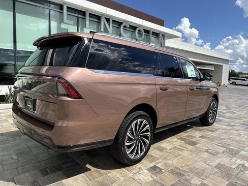 New 2025 Lincoln Navigator L Black Label image 2
