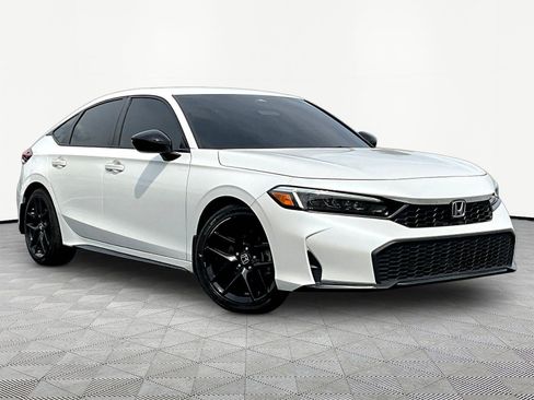 Used 2025 Honda Civic Sport image 3