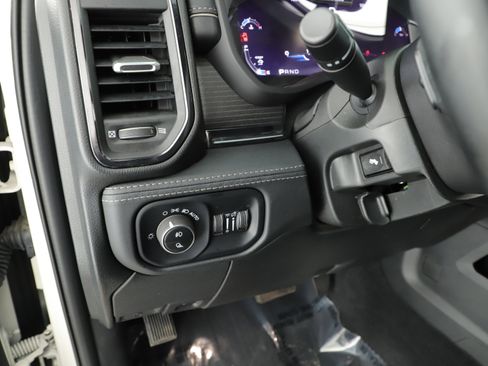 Certified 2024 RAM 2500 Limited image 15