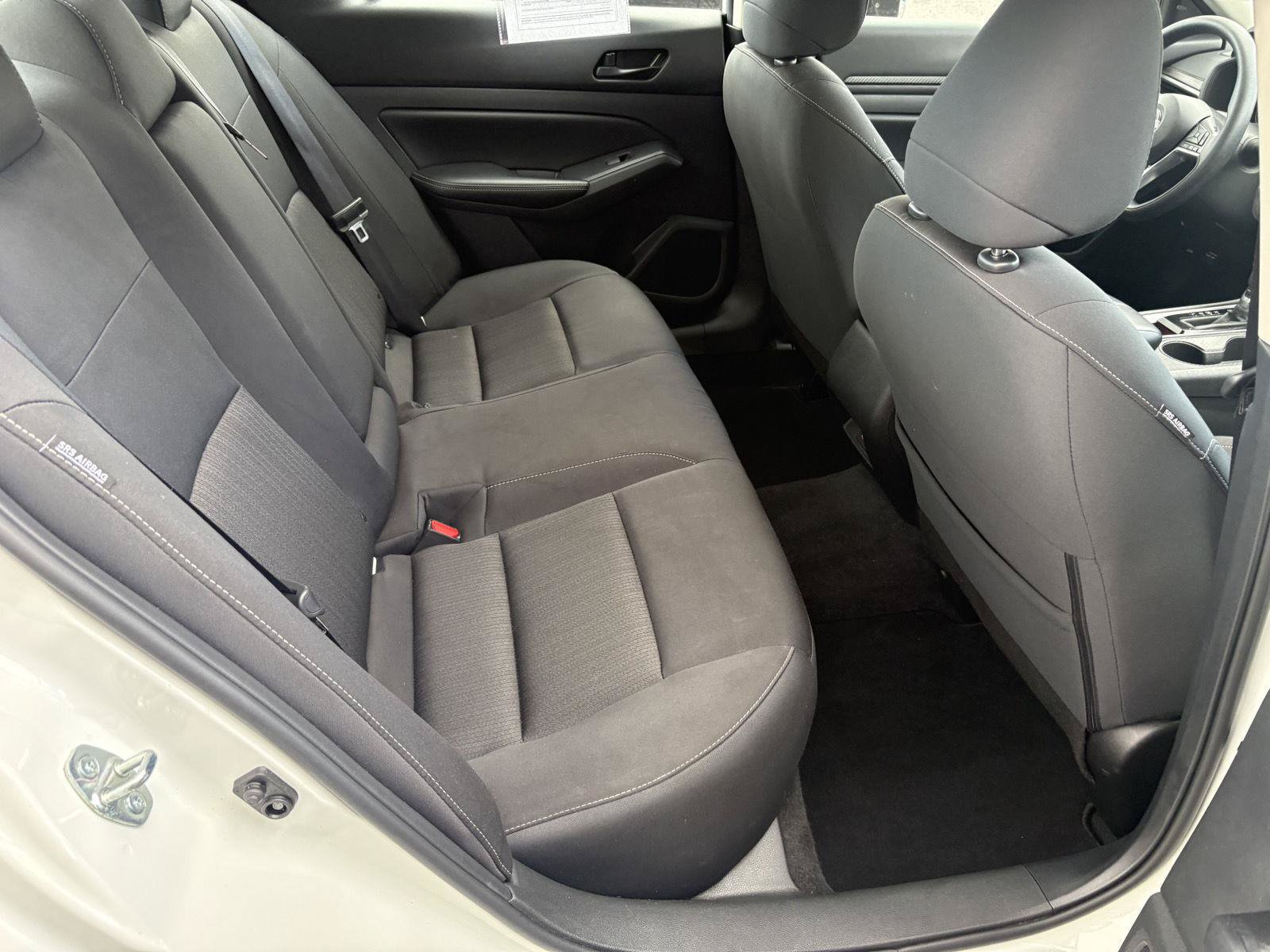 Used 2025 Nissan Altima 2.5 SV FWD image 26