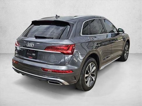Used 2023 Audi Q5 2.0T Premium Plus w/ Premium Plus Package AWD/4WD image 5