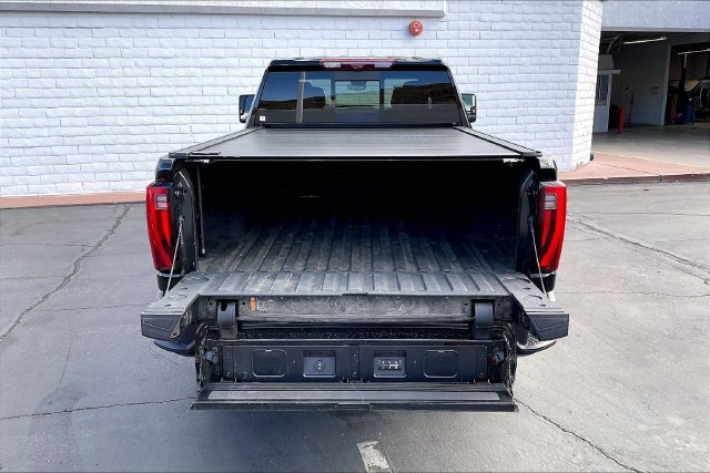 Used 2024 GMC Sierra 3500 Denali Ultimate AWD/4WD image 34