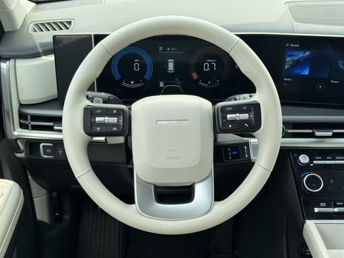 Used 2026 Hyundai Santa Fe SEL FWD image 11