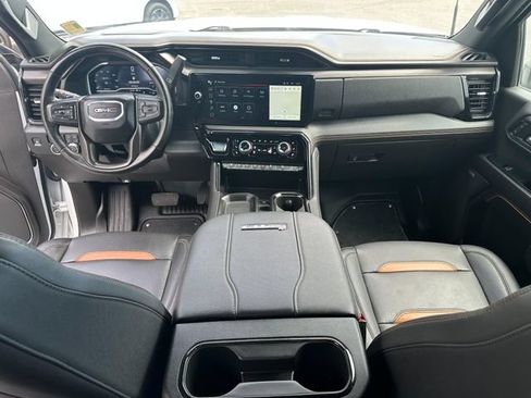 Used 2024 GMC Sierra 3500 AT4 w/ AT4 Premium Plus Package AWD/4WD image 21
