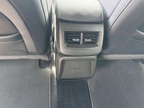 Used 2024 Chevrolet Equinox EV RS image 16