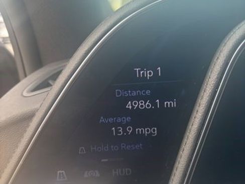 Certified 2023 Cadillac Escalade Premium Luxury w/ Performance Package image 23