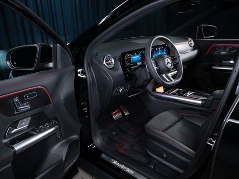 Certified 2025 Mercedes-Benz GLA 250 250 SUV image 13