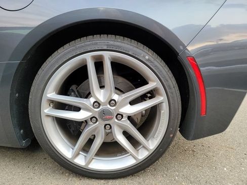 Used 2014 Chevrolet Corvette Stingray Coupe RWD image 10