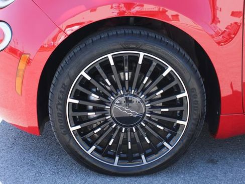 Used 2024 FIAT 500 e (RED) image 31