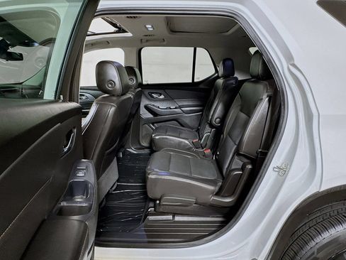 Used 2021 Chevrolet Traverse Premier w/ Redline Edition FWD image 23